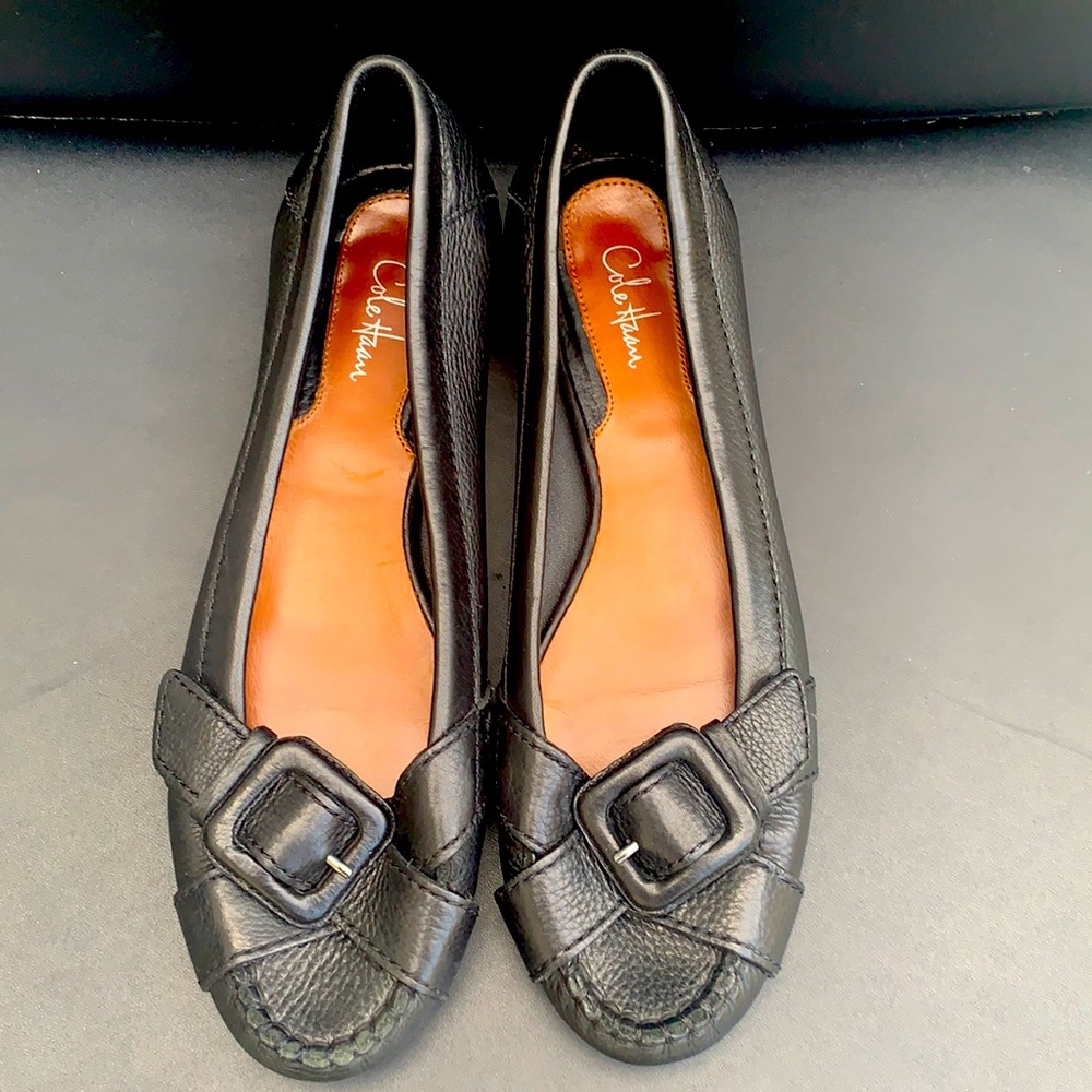 Cole Haan black leather flats